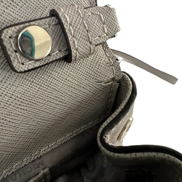 MICHAEL KORS Pearl Grey Tina Clutch Cross Body Leather Handbag - Picture 9 of 10